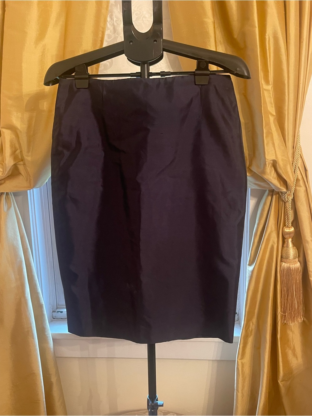 Escada Sleek Navy Silk Pencil Skirt